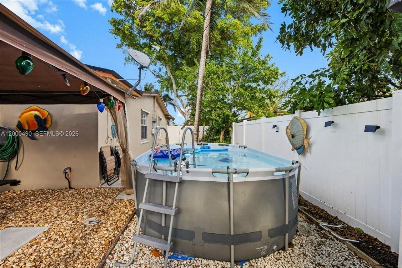 600 SW 67th Ave, Pembroke Pines, FL 33023 Photo