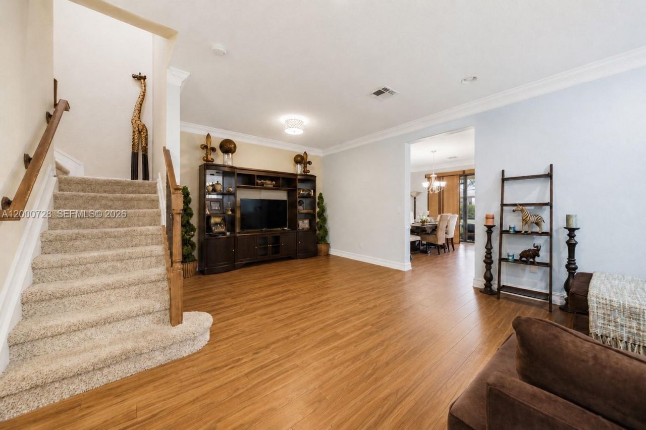 110 E Riverwalk Cir E, Plantation, FL 33325 Photo