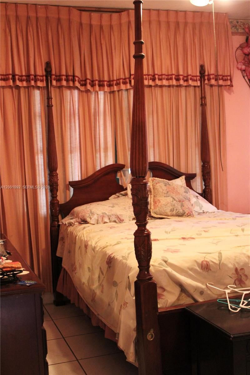 111 NW 52nd St, Miami, FL 33127 Photo