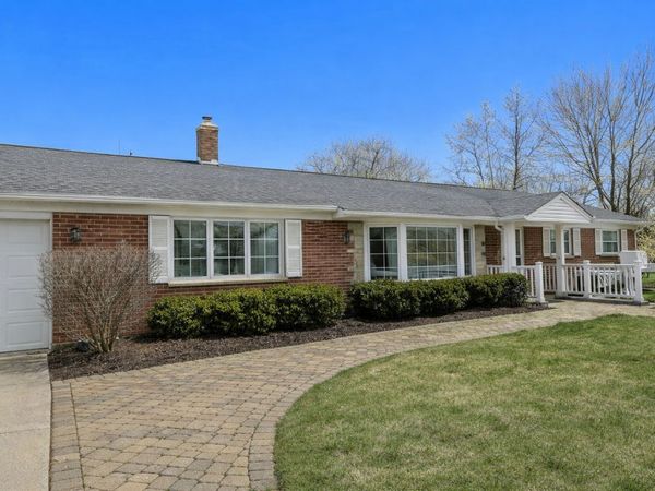 3843 Springdale Avenue , Glenview, IL 60025