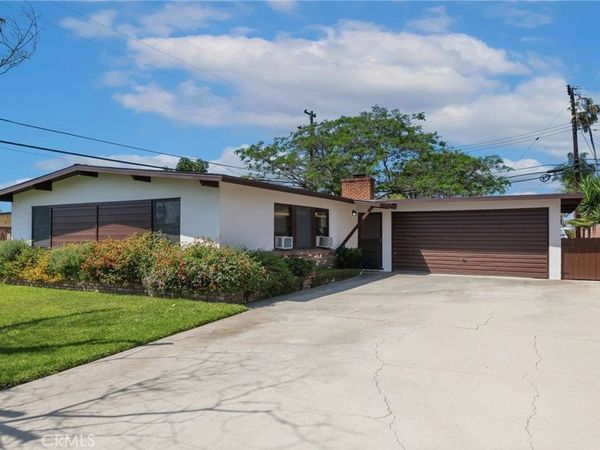 5913 N Orangecrest Avenue, Azusa, CA 91702