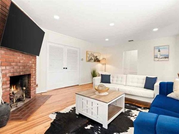 7419 W 91st, Playa Del Rey, CA 90045