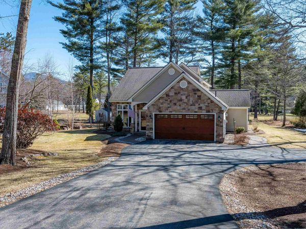 18 Falcon Way, Hales Location, NH 03860