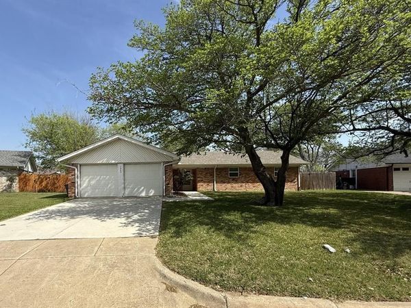 7905 Birchwood , North Richland Hills, TX 76180