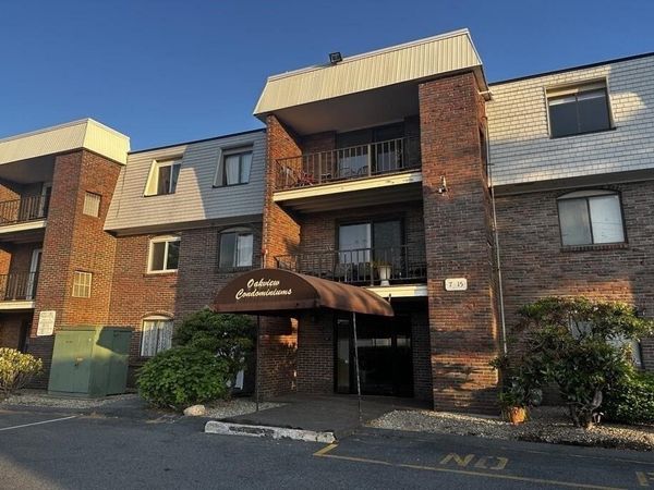 15 Oak Neck Road 9, Unit 1, Barnstable, MA 02601