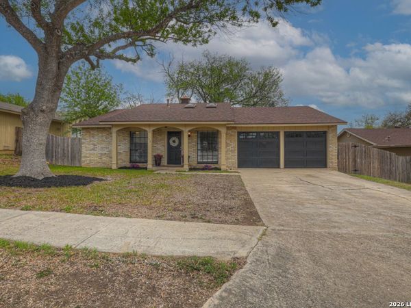 153 Medicine Rock, Universal City, TX 78148