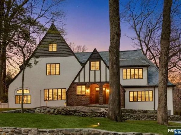 400 Heights Road, RIDGEWOOD, NJ 07450