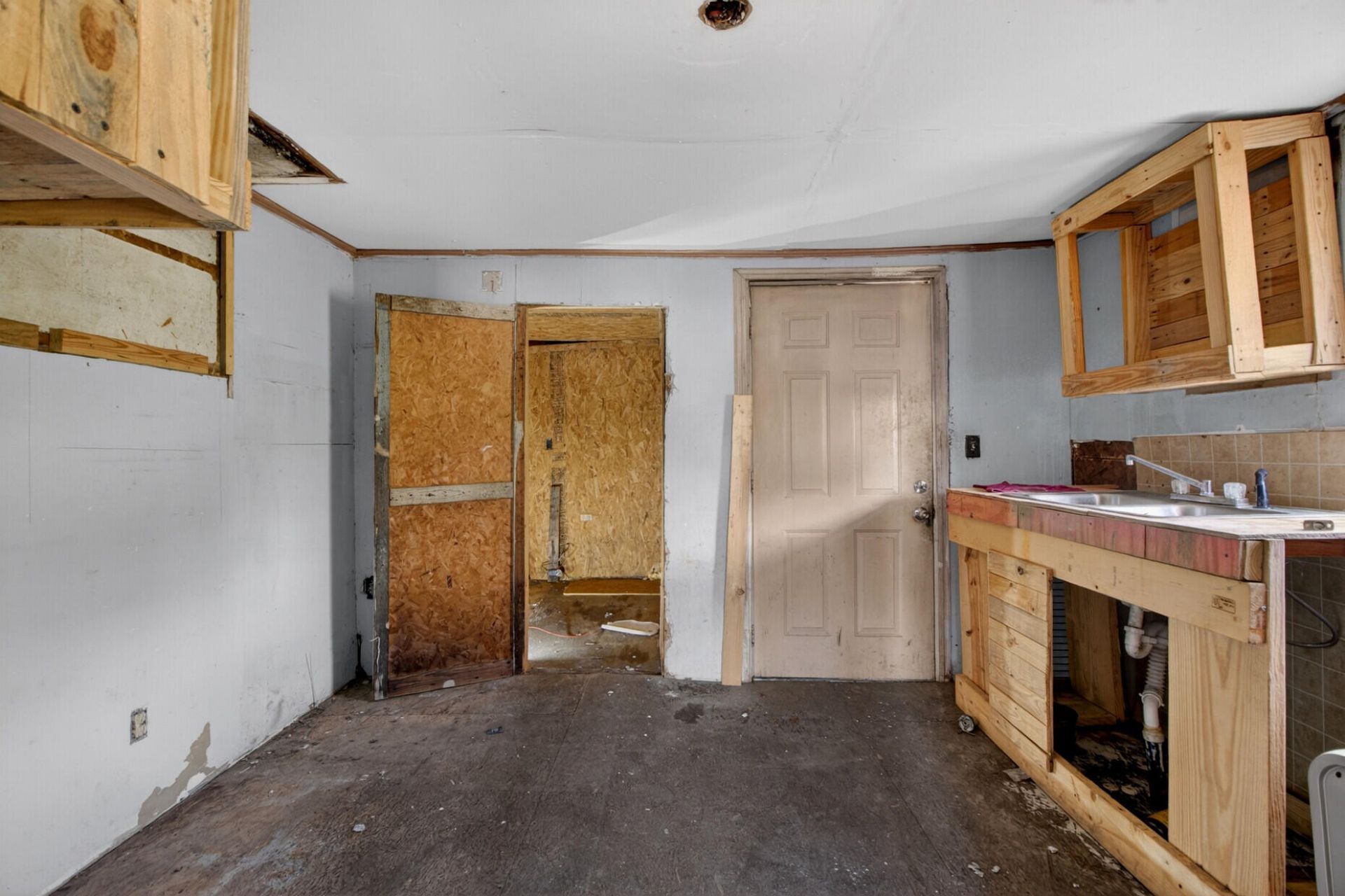 727 Campbellridge Lane Photo 12