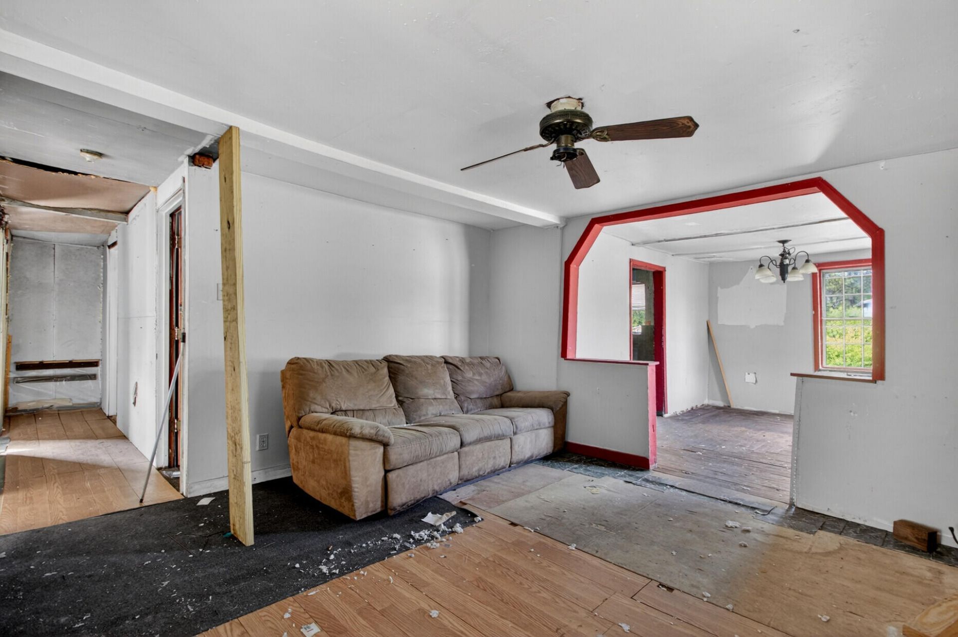 727 Campbellridge Lane Photo 8