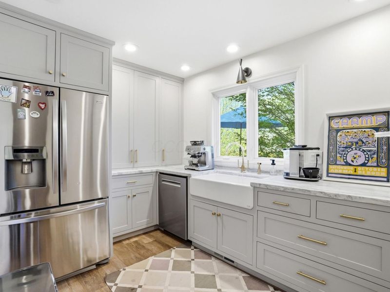 4614 Lanercost Way, Columbus, OH 43220 Photo 13