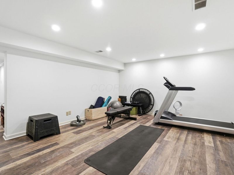 4614 Lanercost Way, Columbus, OH 43220 Photo 36