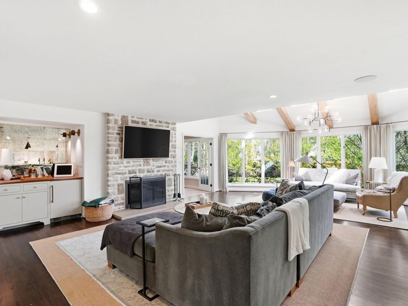 4614 Lanercost Way, Columbus, OH 43220 Photo 5