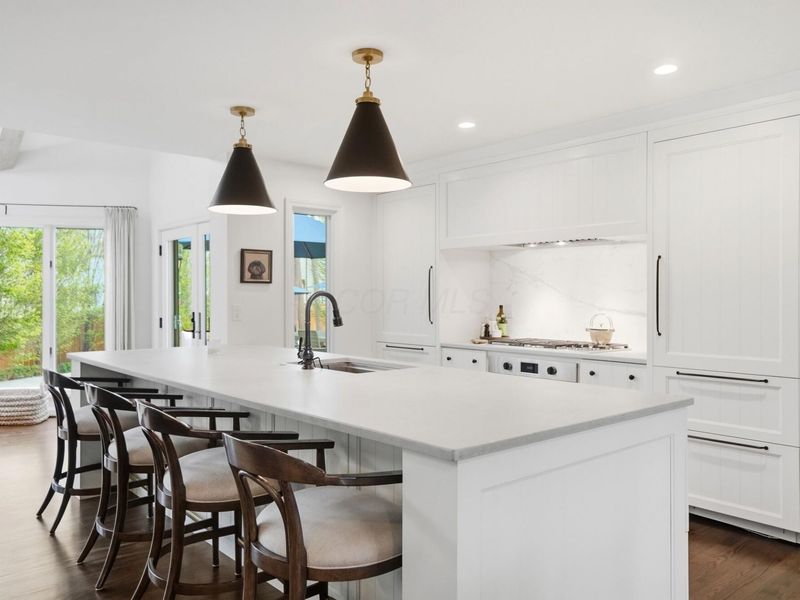 4614 Lanercost Way, Columbus, OH 43220 Photo 9