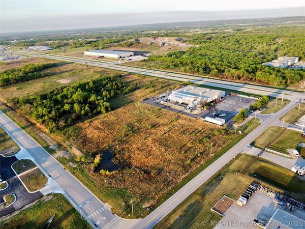 W 161st Street , Glenpool, OK 74033