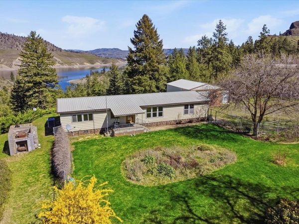 38738 Sterling Valley N Rd, Lincoln, WA 99147