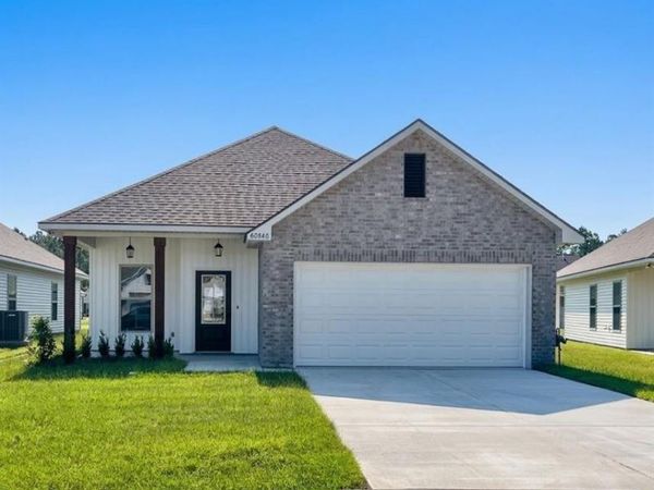 60840 Fairfax Drive, Lacombe, LA 70445