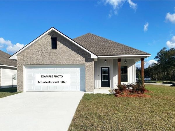 60840 Fairfax Drive, Lacombe, LA 70445