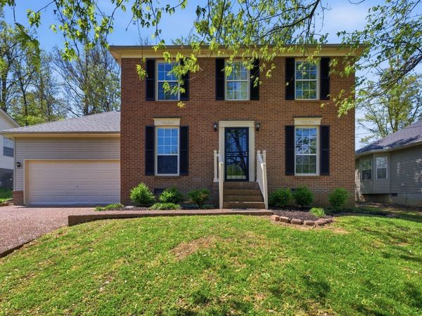 2711 Leesa Ann Ln, Old Hickory, TN 37138
