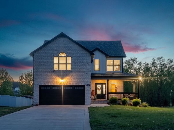 2968 Kirkwood Rd, Clarksville, TN 37043