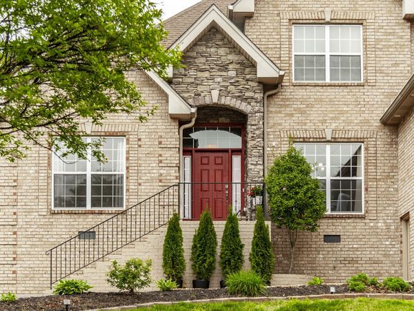 193 Spy Glass Way, Hendersonville, TN 37075