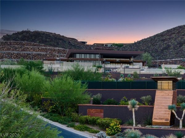 2 Cloudloft Court, Henderson, NV 89012