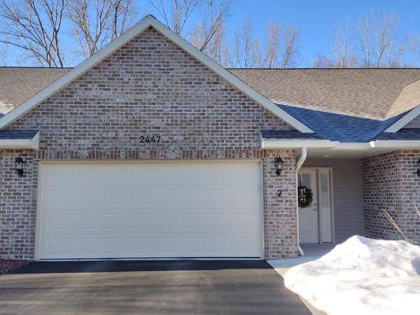 2447-2 REMINGTON ROAD, Green Bay, WI 54302