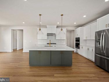 41709 CAREFREE COURT , ALDIE, VA 20105