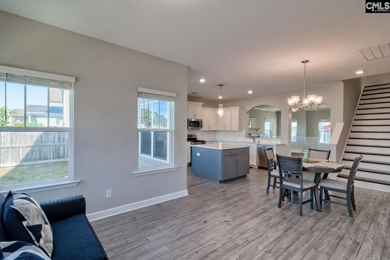 539 Harbour Pointe Drive Photo 16