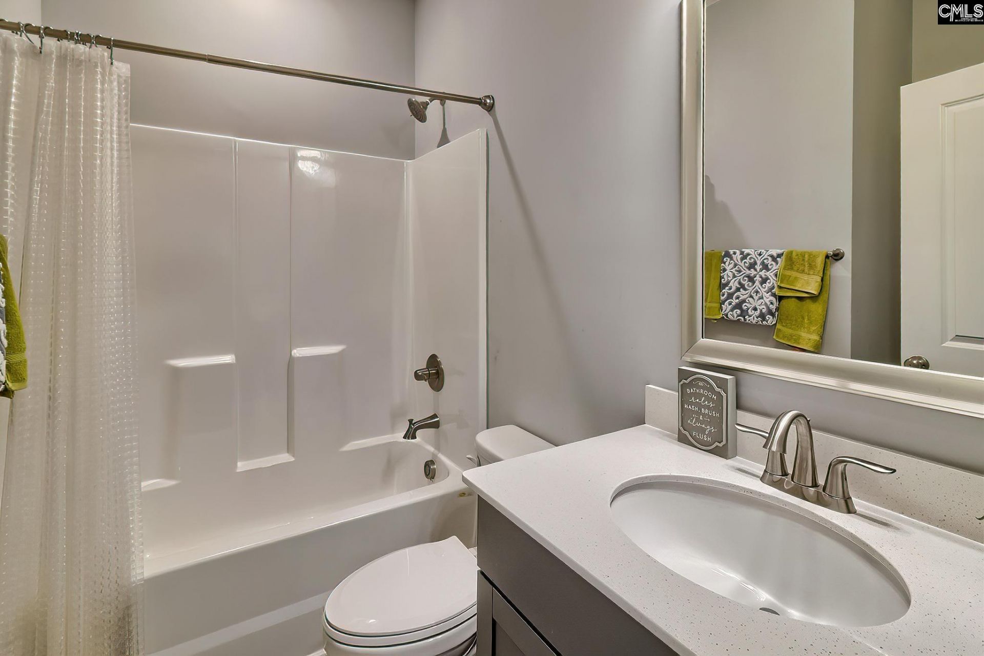 539 Harbour Pointe Drive Photo 20