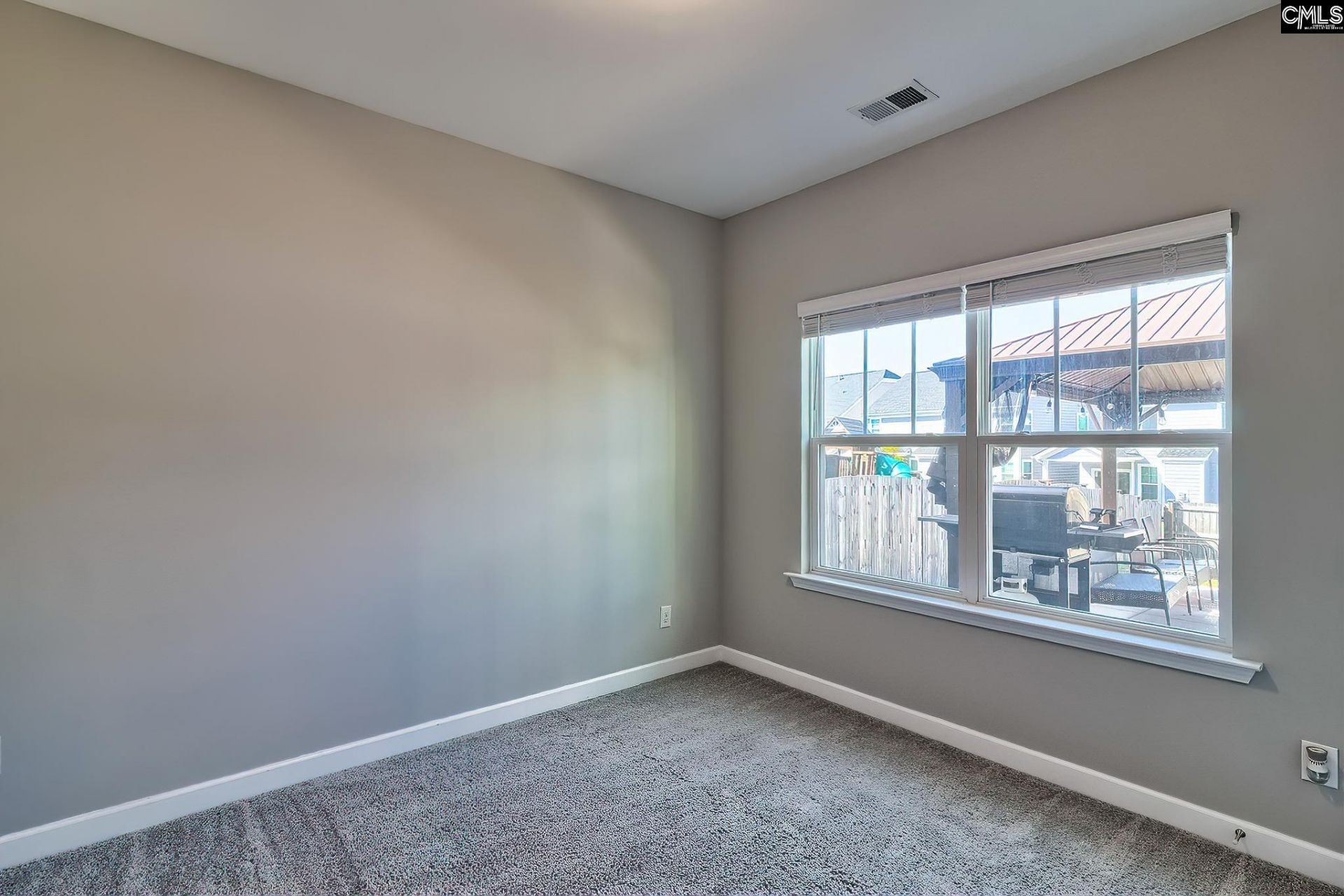 539 Harbour Pointe Drive Photo 21