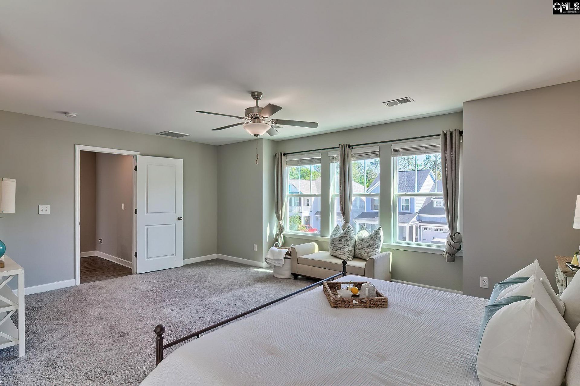 539 Harbour Pointe Drive Photo 25