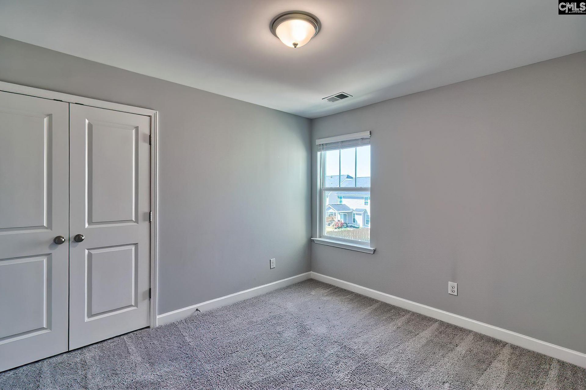 539 Harbour Pointe Drive Photo 34