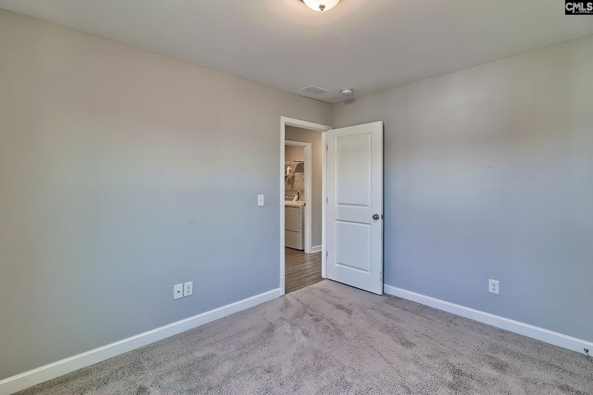 539 Harbour Pointe Drive Photo 35