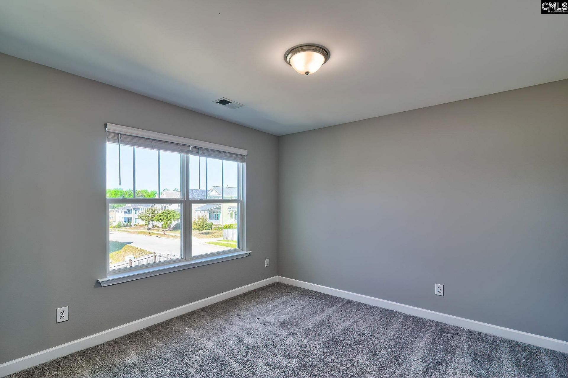 539 Harbour Pointe Drive Photo 38