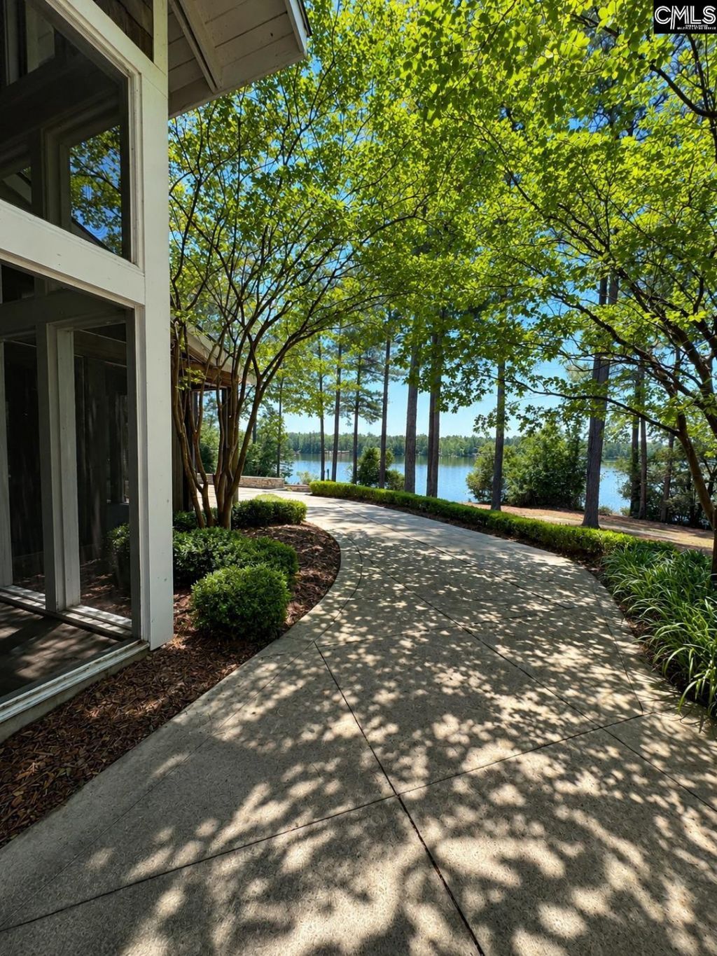 539 Harbour Pointe Drive Photo 53