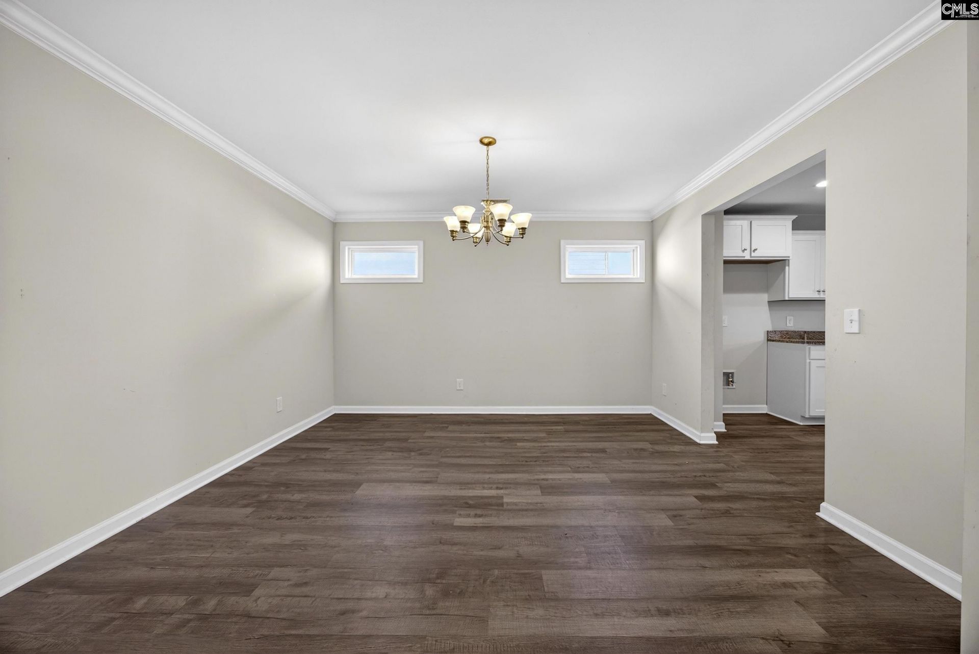 244 Savannah Hills Drive Photo 11