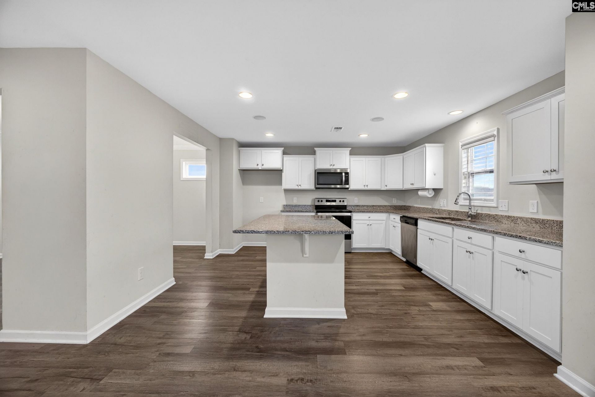 244 Savannah Hills Drive Photo 14