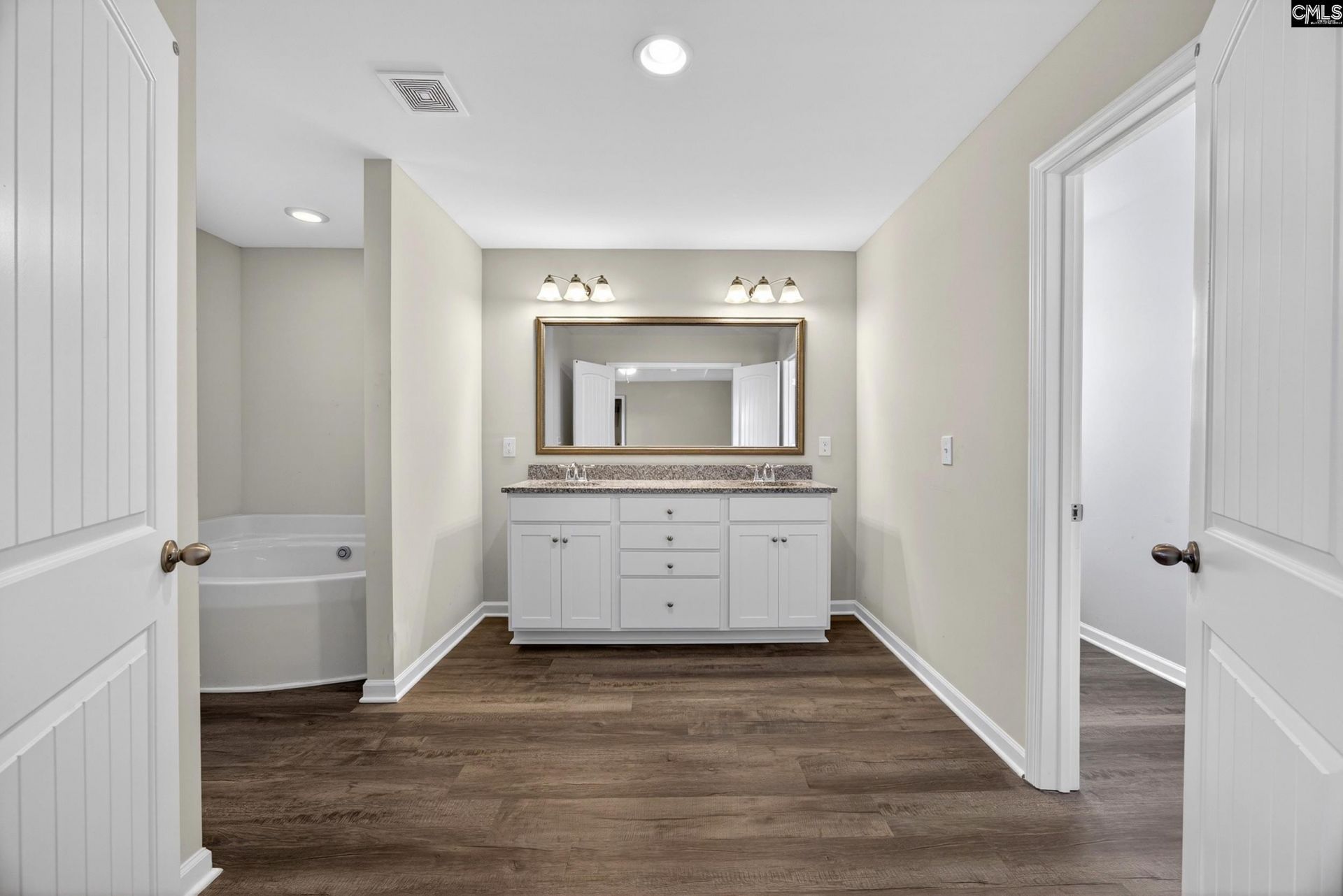 244 Savannah Hills Drive Photo 35