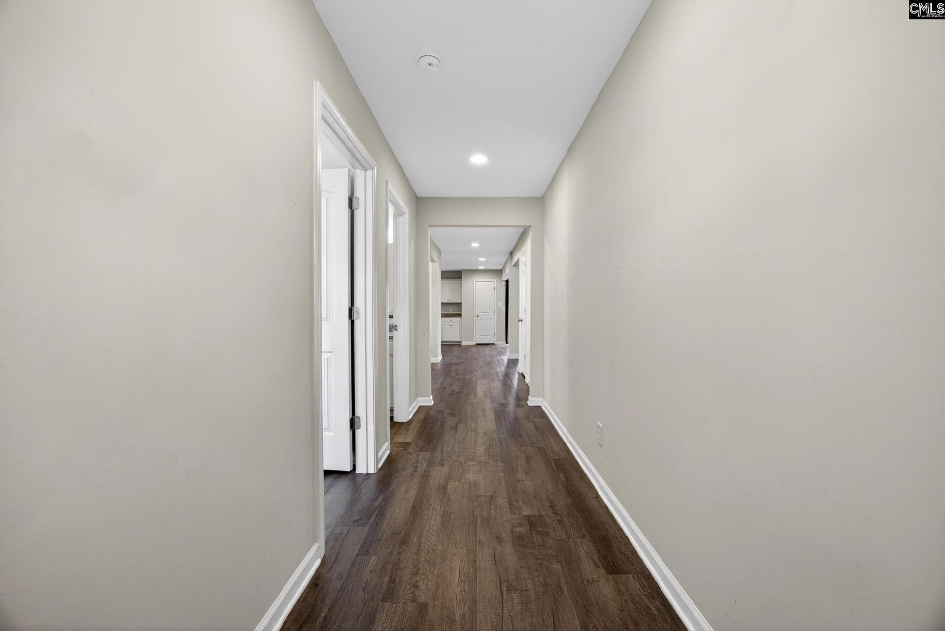 244 Savannah Hills Drive Photo 5