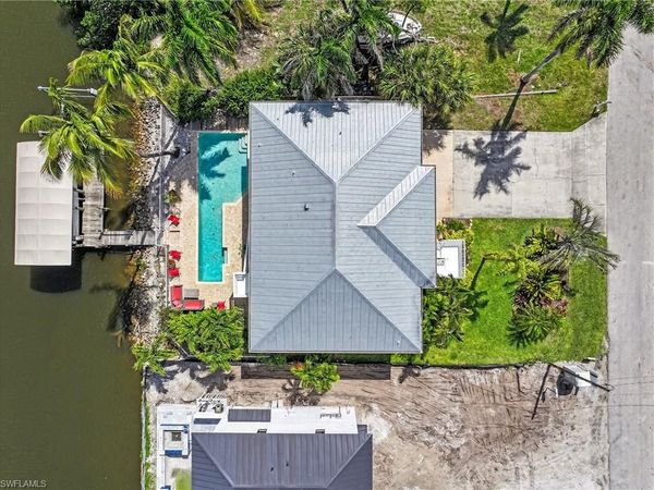 4838 Gary RD, BONITA SPRINGS, FL 34134