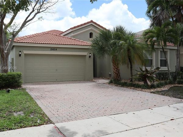 15624 SW 52nd Ct , Miramar, FL 33027