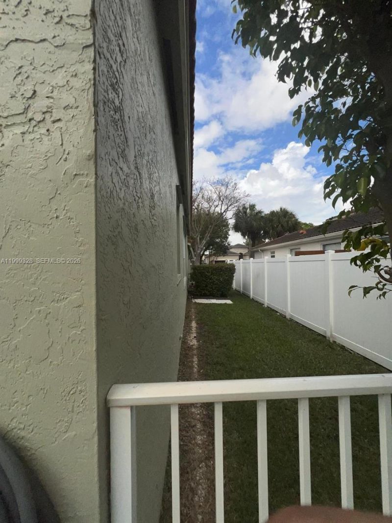 15624 SW 52nd Ct, Miramar, FL 33027 Photo