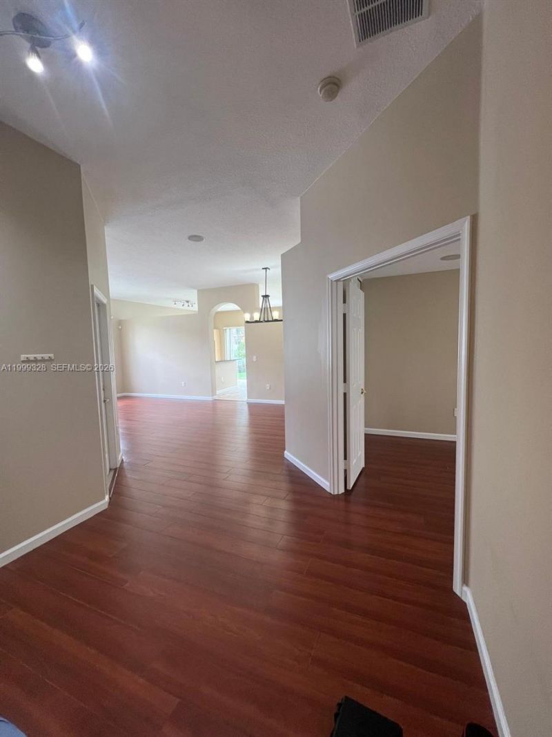 15624 SW 52nd Ct, Miramar, FL 33027 Photo