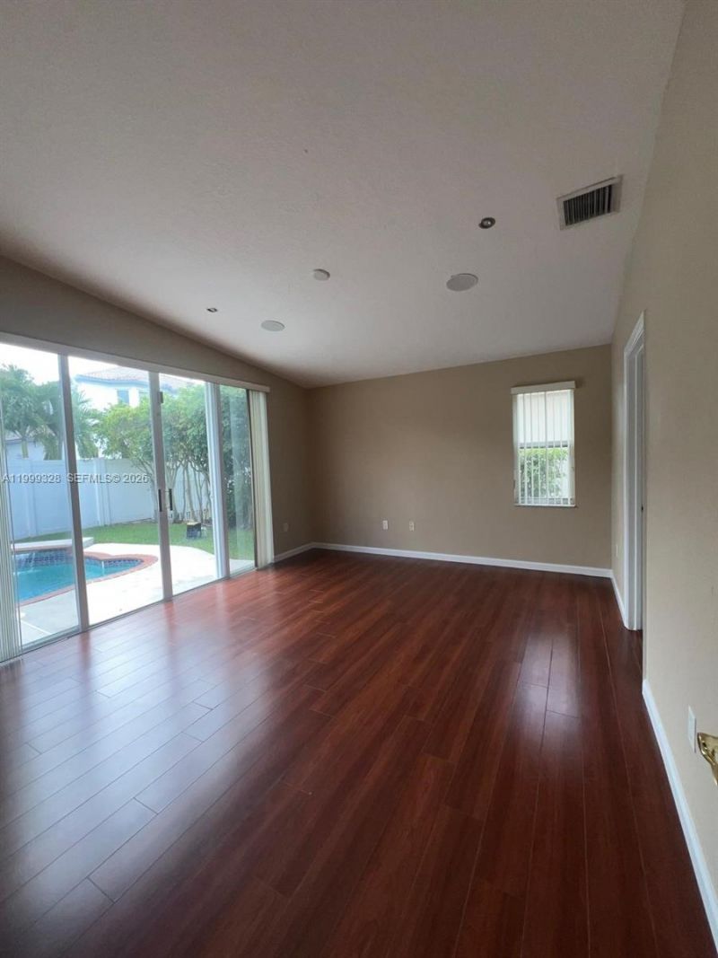 15624 SW 52nd Ct, Miramar, FL 33027 Photo