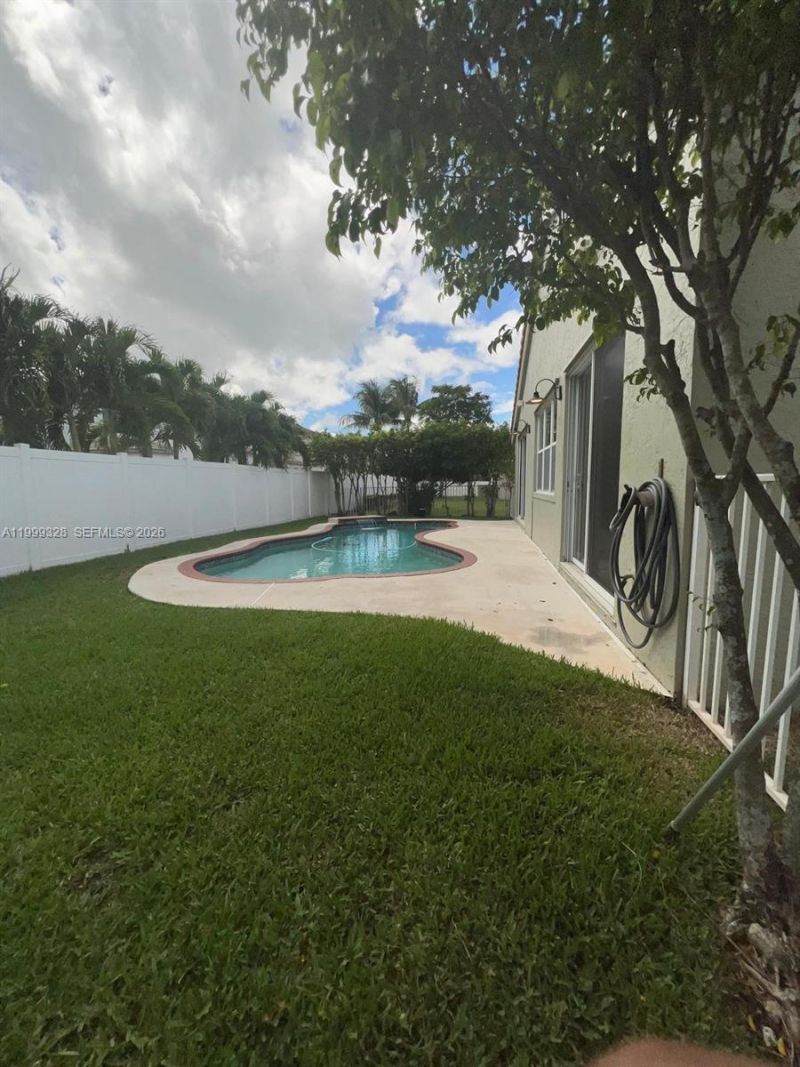 15624 SW 52nd Ct, Miramar, FL 33027 Photo