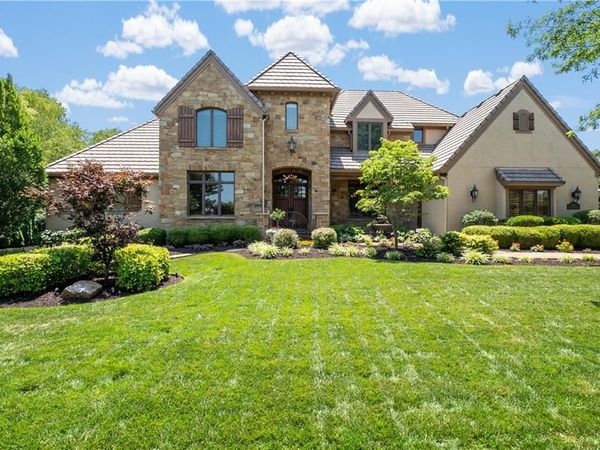 3701 W 140th Street, Leawood, KS 66224