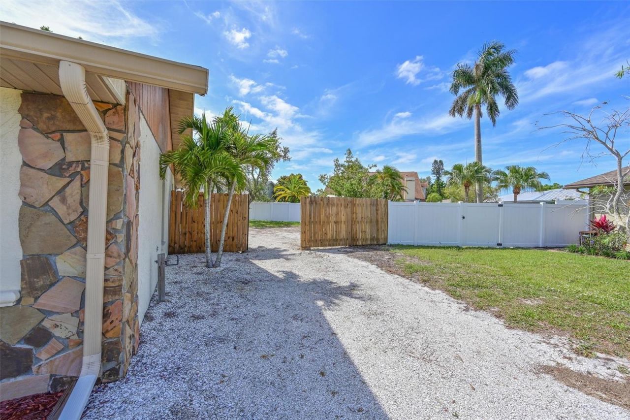 8103 13th Avenue Nw, Bradenton, FL 34209 Photo