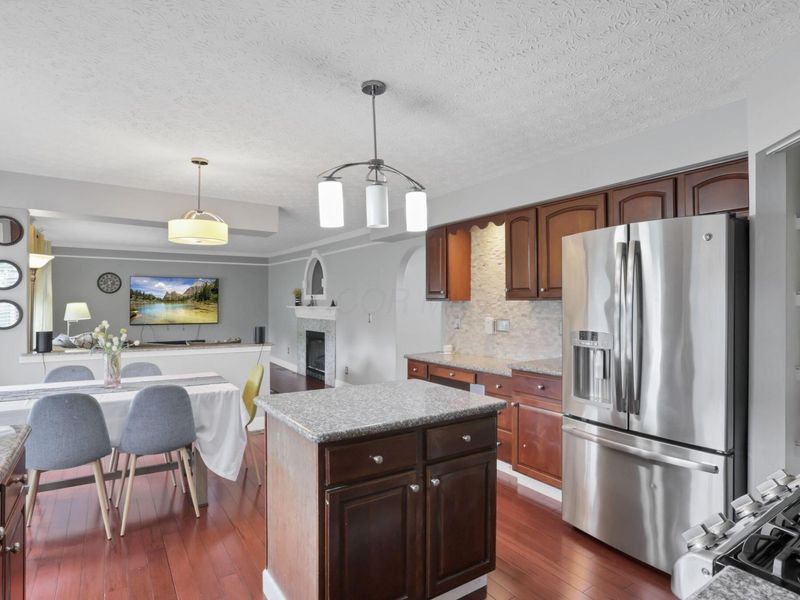 6492 River's Edge Drive, Lewis Center, OH 43035 Photo 15