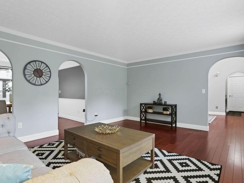 6492 River's Edge Drive, Lewis Center, OH 43035 Photo 9