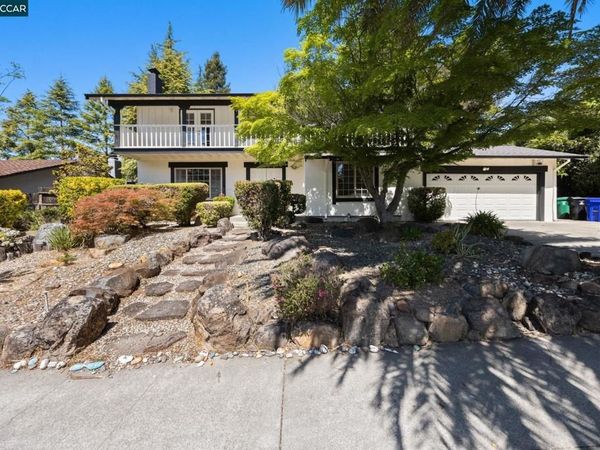 2537 Simas Ave, Pinole, CA 94564